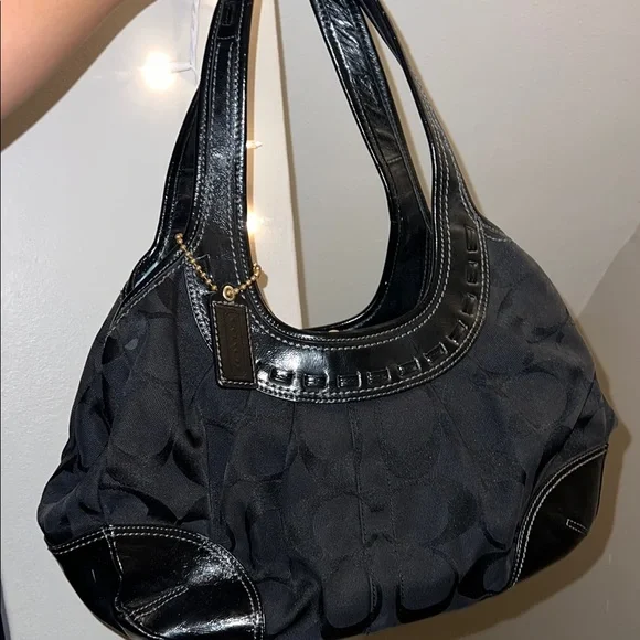 Coach Kisslock Canvas and Patent Leather Black Purse - Picture 7 of 8